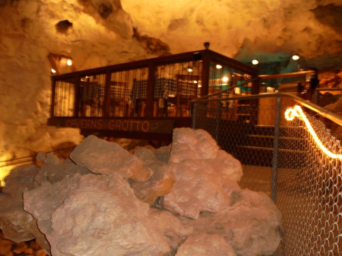 Grand Canyon Caverns Inn Peach Springs Exteriér fotografie