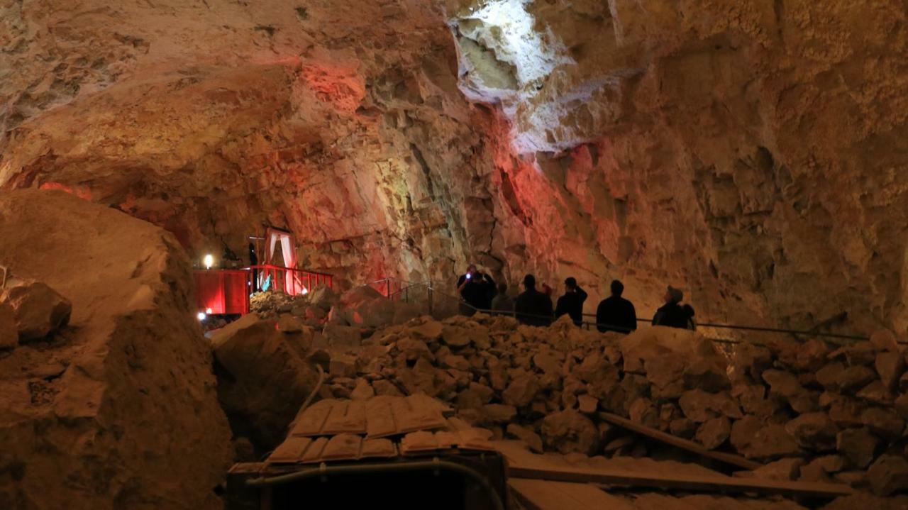 Grand Canyon Caverns Inn Peach Springs Exteriér fotografie